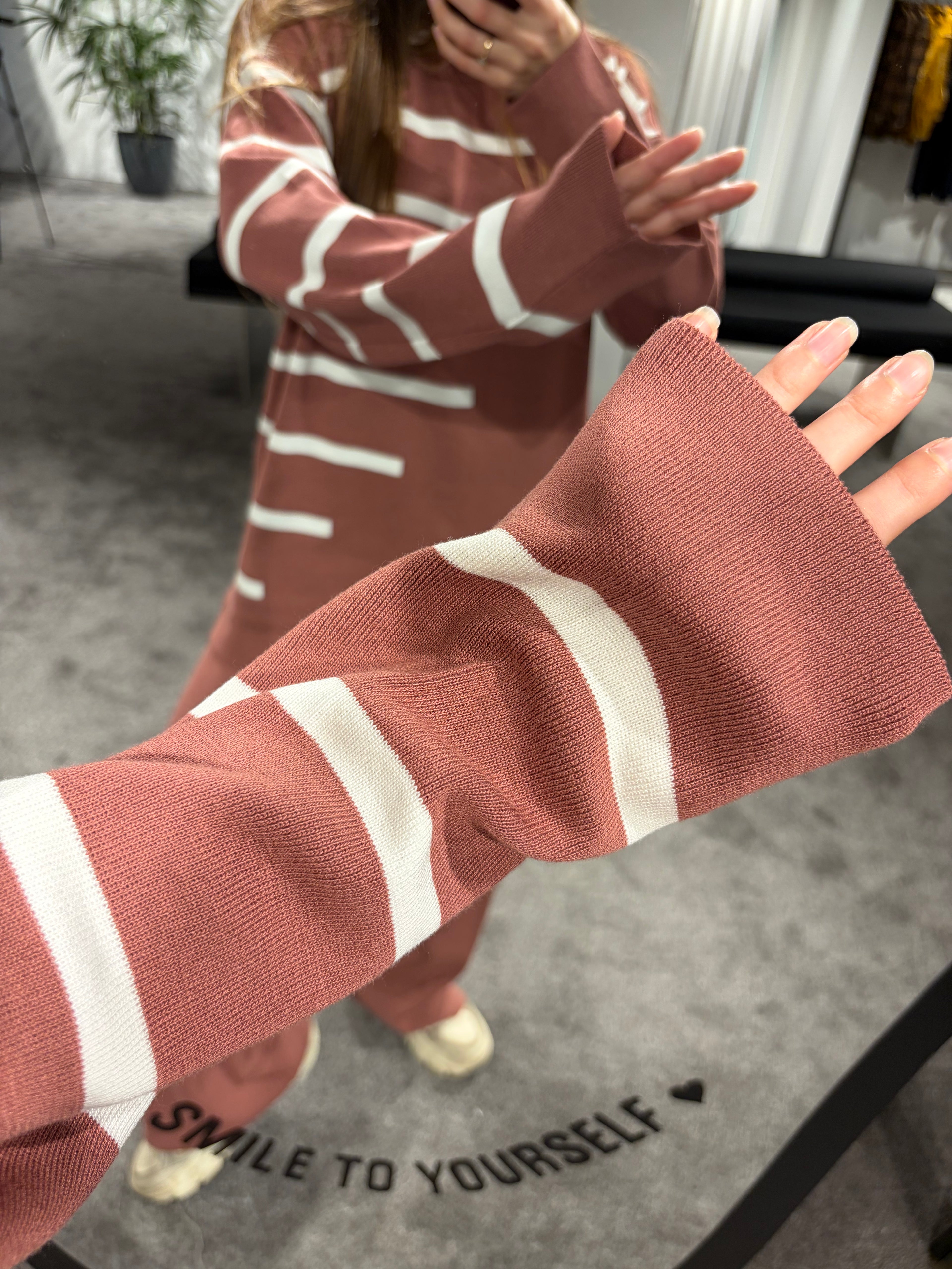Conjunto Mor